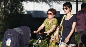 女儿爆料父亲坏毛病视频,视频揭露家庭矛盾背后的真相 第1张 女儿爆料父亲坏毛病视频,视频揭露家庭矛盾背后的真相 第1张